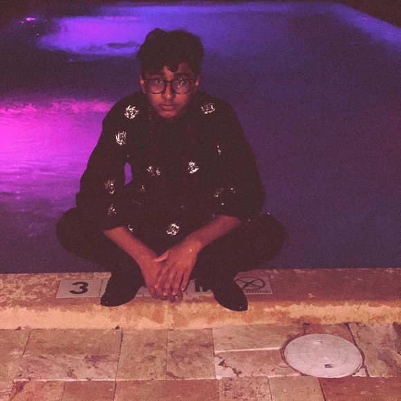 Meet your Posher, Ibrahim - Picture 1 of 1